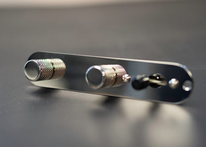 Travaux sur mesure : Plaque de contrôle chargée pour Tele®