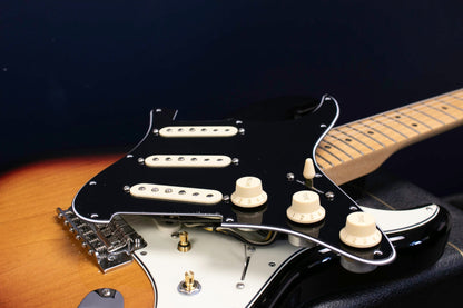 Custom Works: Loaded Pickguard for Strat® (SSS)